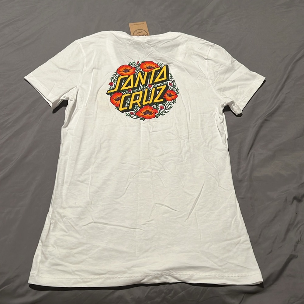 Santa Cruz women’s v-neck Tee - Picture 3 of 5